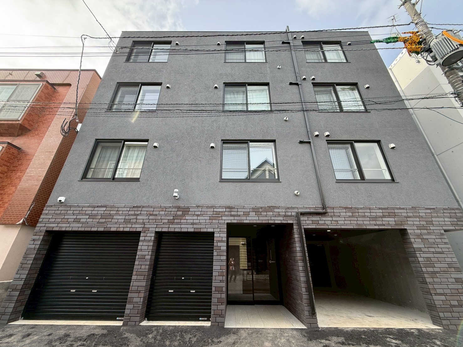 EEL（イール）麻生