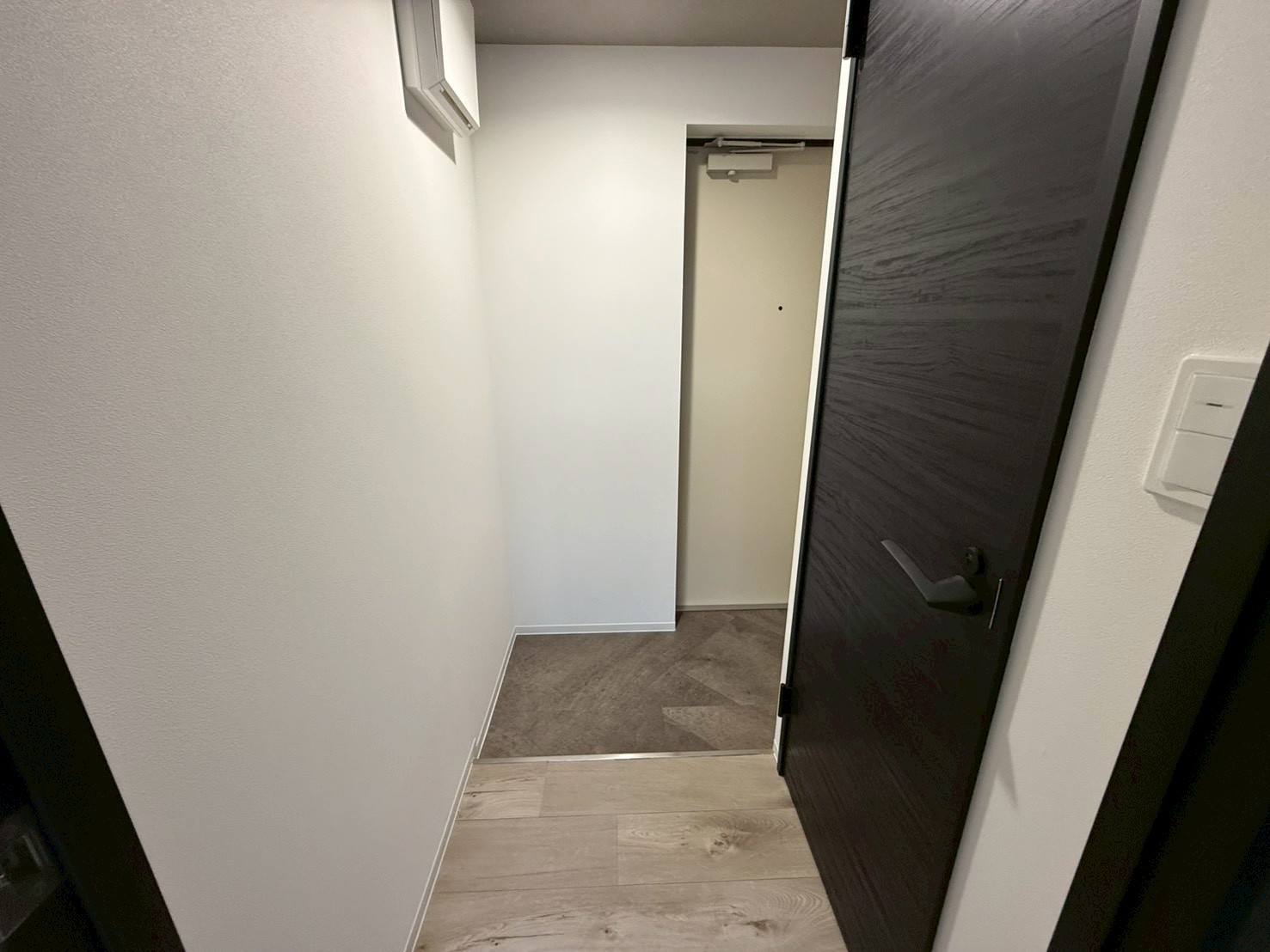 EEL（イール）麻生