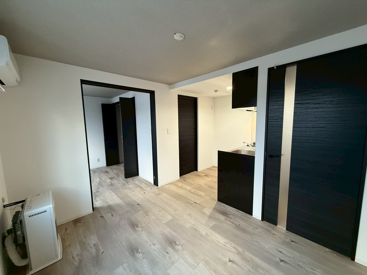 EEL（イール）麻生